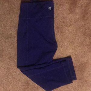 WOMEN’S LARGE ATHLETA CAPRI WORKOUT/RUNNING PANTS